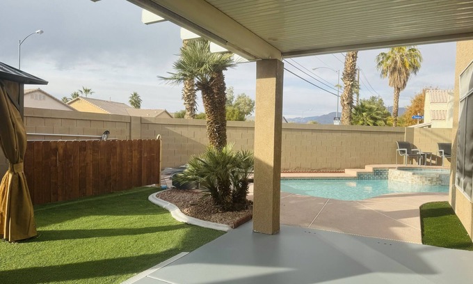 North Las Vegas House | Relax with the whole family at this peaceful place to stay.