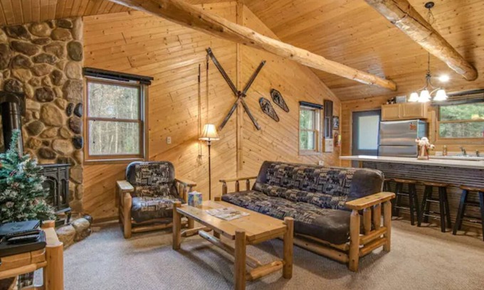 New Lisbon Cabin | Relaxin Cabins 2BR, 1BA #2