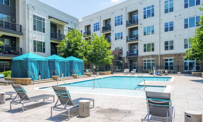 Durham Apartment | Relaxing 1BR w Pool Gym Parking Top Location