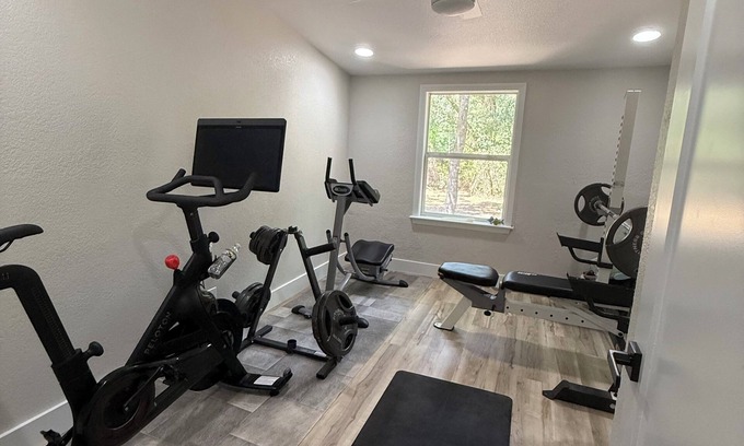 Foley House | Relaxing 3-Acre Retreat minutes to the Gulf Coast