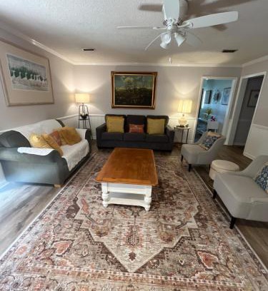 Valdosta House | Relaxing 3BR Home in Quiet Neighborhood near SGMC & I-75