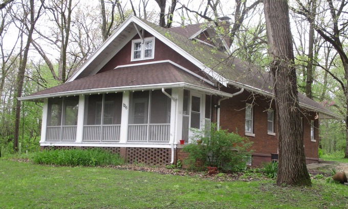 Dixon House | RELAXING GETAWAY DESTINATION