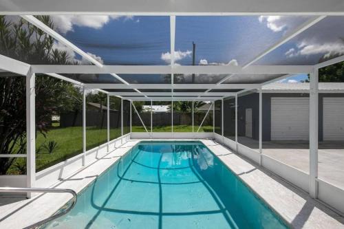 Palmetto House | Relaxing Pool Side - Near Fairgrounds