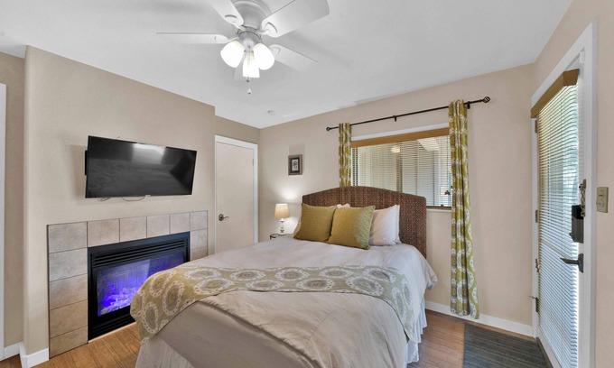 O'Brien Bed & Breakfast | Relaxing Private Small Cosy Room!