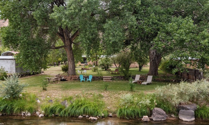 Embudo House | Relaxing Riverfront Taos Staycation, Pet Friendly!