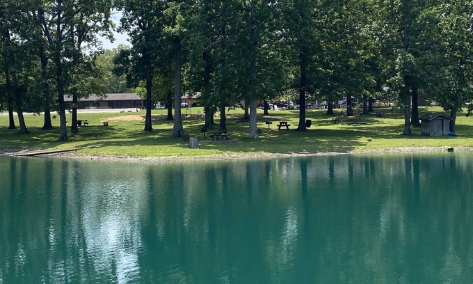 Wappapello Resort | Remodeled 2 Queen Room with high speed internet