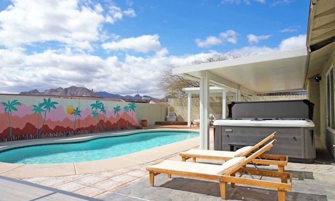 Highland Hills House | Remodeled 3BR Vegas Pool House with Arcade