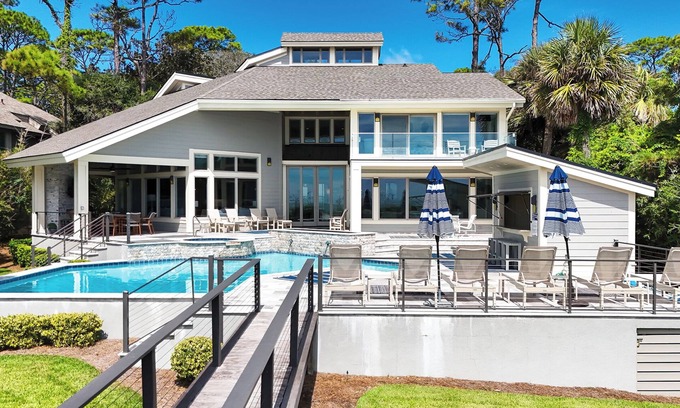 Oceanside House | Remodeled and Ready for Summer! New pics! Beach gear and bike rentals included