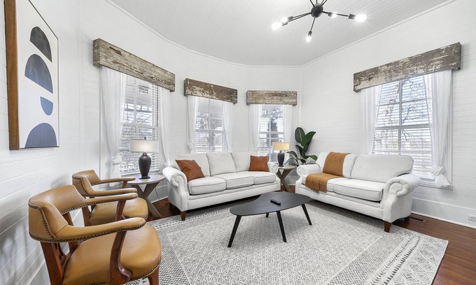 Warm Springs House | Remodeled Historical Home in Downtown Warm Springs