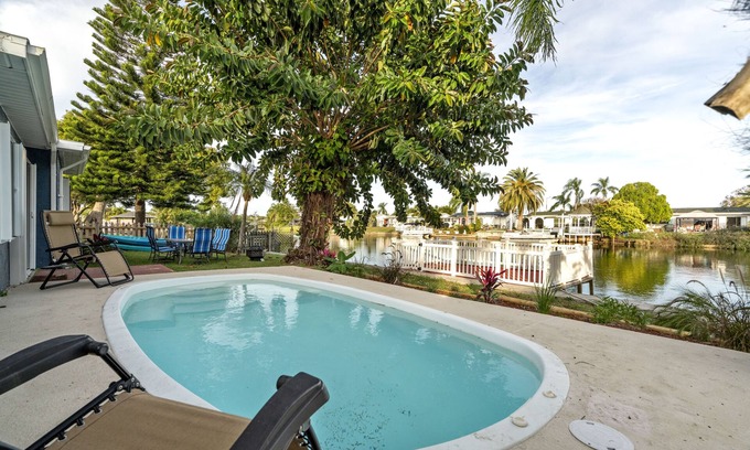 Tahitian Homes House | Remodeled Lake Front Pool Home! Sleeps 13! Bring dogs and kids!