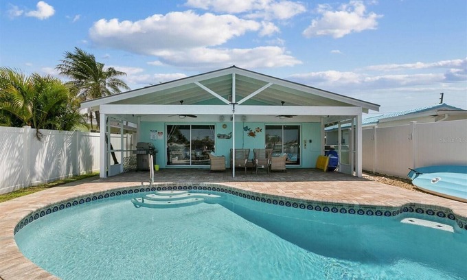 Flor-a-mar House | Remodeled Waterfront Home with Heated Pool