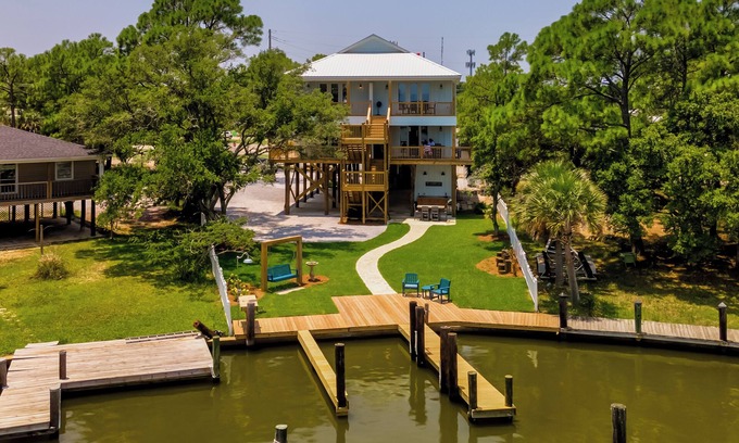 Dauphin Island Villa | Rendezvous Bay 4 Luxury Villa on Indian Bay with Boat Dock