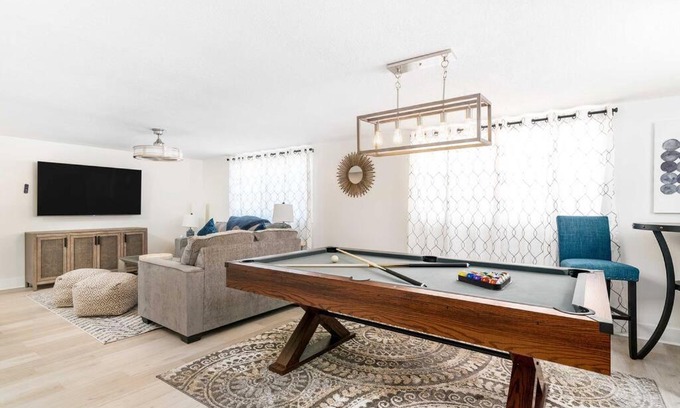 Apollo Beach House | Renovated 3B 2BA, oasis yard Hot tub