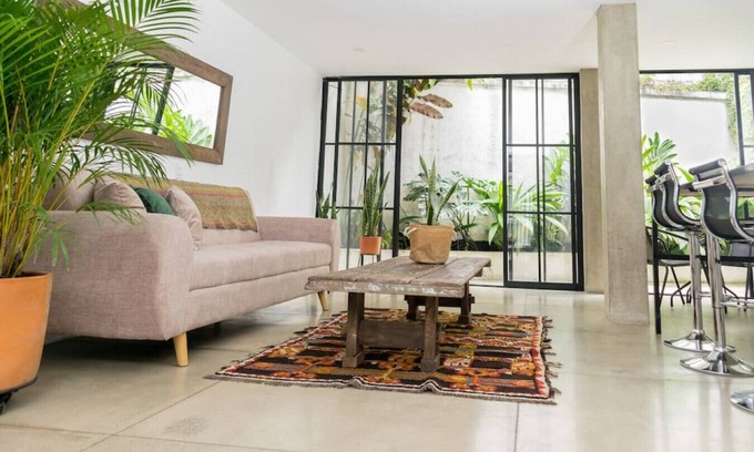 Cali Apartment | Renovated APT Perfect for Romantic Weekend Getaway