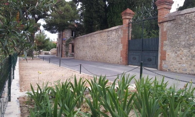 Banyuls-dels-Aspres House | Renovated century-old house with swimming pool in 1200 m2 of wooded grounds