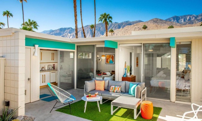 Twin Palms Apartment | Renovated, luxe mid-century Ocotillo gem w/patio