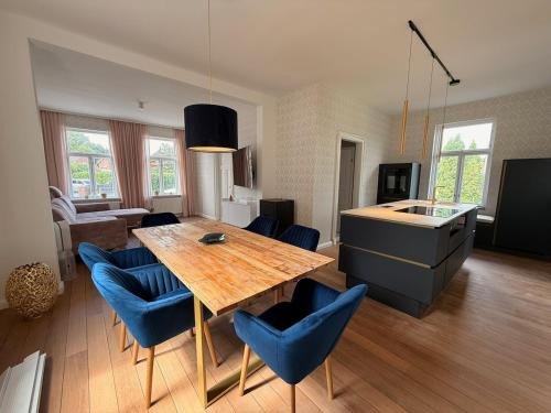 Oberdorla House | Renoviertes Haus am Sommerdeich