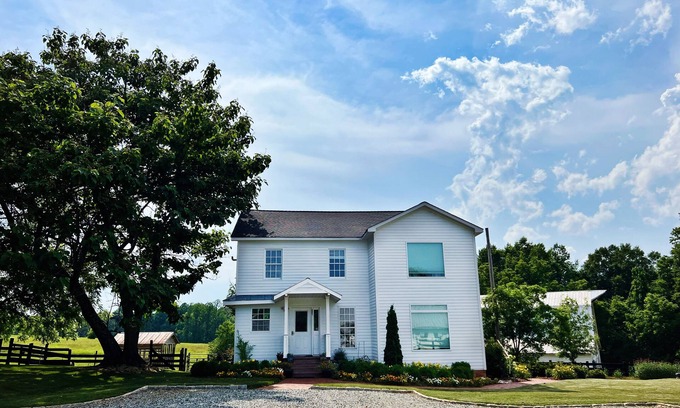 Woodlawn House | Rent an experience not just a place to sleep