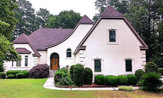 Woodside Plantation House | Rent for Master’s Week - Golf course view in lovely gated community.