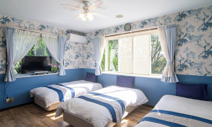 Manazuru Hotel | Rent the entire pension and stay only accommodates up to 22 people BBQ also available/Ashigarashimo-gun Kanagawa