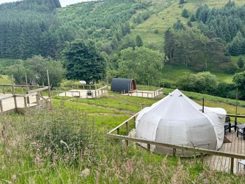 Dol-y-Gaer Other | Reservoir View Glamping Pod
