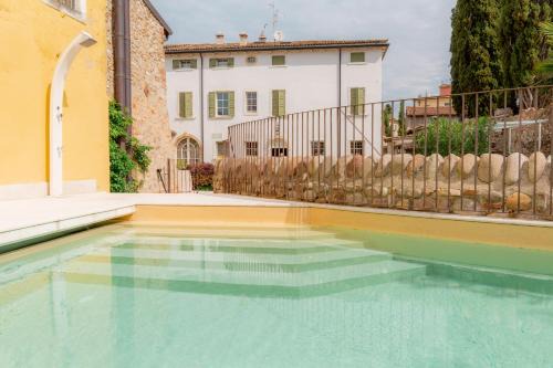 Cola Apartment | Residence Corte San Carlo
