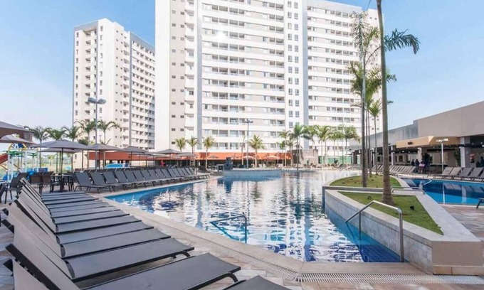 Olimpia Resort | RESORT: 3 adultos e até 2 crianças a 4km do Thermas Lar. e a 3km do Hot Beach