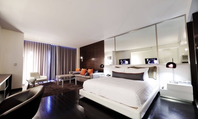 Las Vegas Hotel | Resort in Las Vegas with NO RESORT FEES & FREE VALET SERVICE!