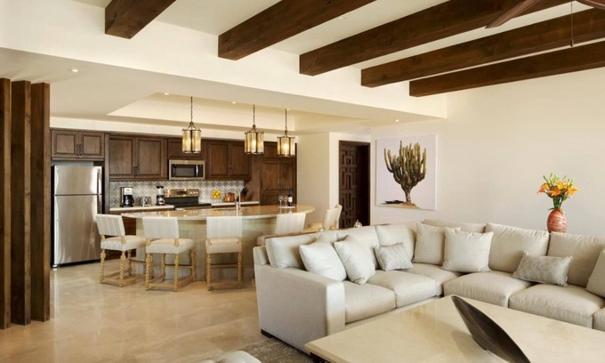 Los Cangrejos II y III Resort | Resort Penthouse, Sleeps 8, Water View Access, Greg Norman Designed Golf Course