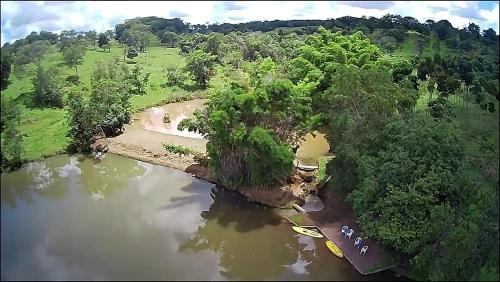 Caldazinha House | Respire Fundo A Natureza te Espera - Estância do Caminho do Meio