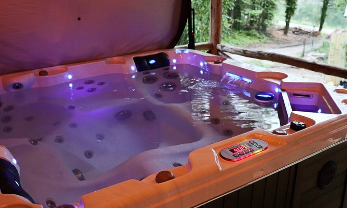 Brevard Cottage | REST ASSURED WITH HOT TUB AND COMFORT OF THIS HOME!