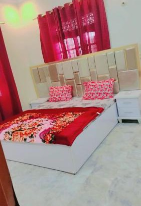 Gulshan-e-Iqbal House | Rest & stay