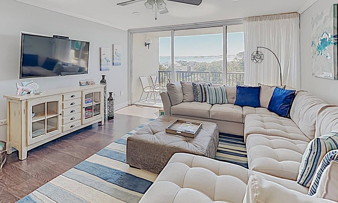 North Litchfield Beach Condo | Retreat 414 Ocean View From Balcony, Gorgeous, Minutes to Beach