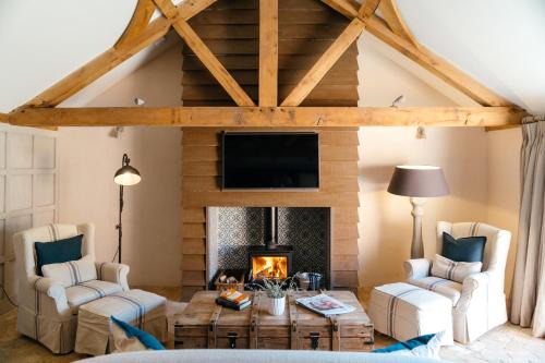 Ipswich House | Retreat East