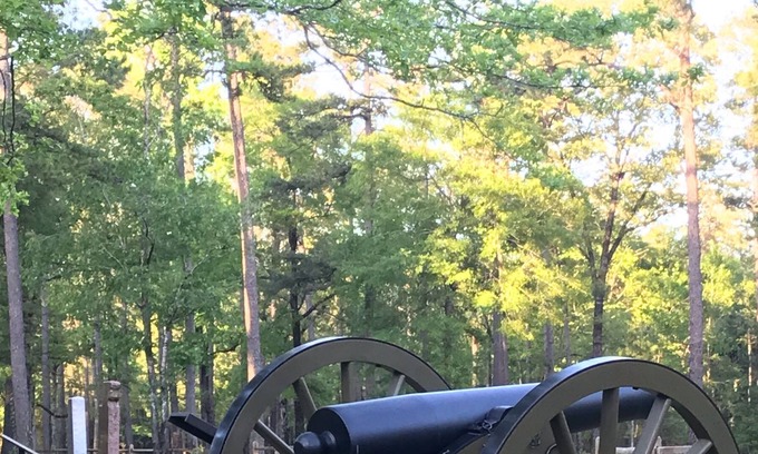 Mobile Apartment | Retreat to the last battleground of the American Civil War!