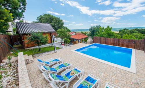 Mostar House | Retro Pool House