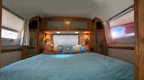 South Oceanside Villa | Retro Star-Wagon, Ocean View at Studios