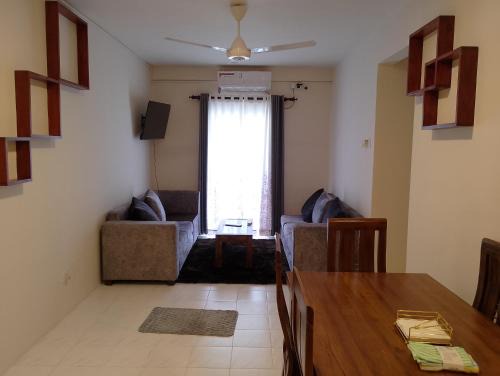 Galle Apartment | Richmond hill resident