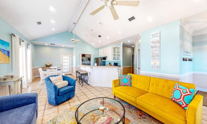 Silver Cay House | Ripplin Sands