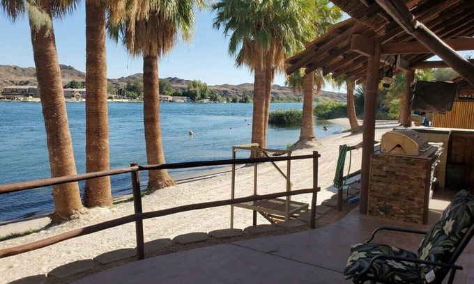 Parker Dam Villa | River Front Beach Villa 7 on the Colorado River