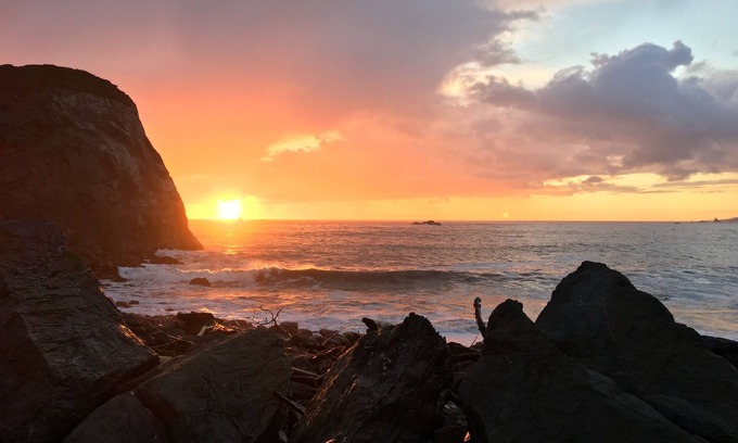 Villa Grande House | River front with Dock and boats. Last chance to stay here! Near the coast !