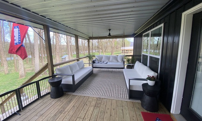 Pleasant Grove Cabin | River house on White River between Mt.View and Batesville Arkansas