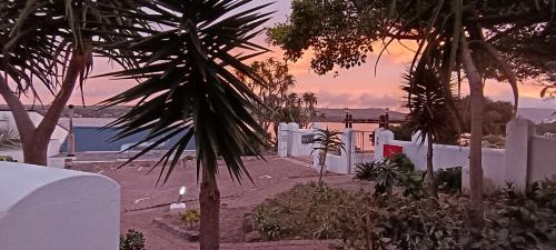 Port Beaufort Apartment | River View Cottage - at the Breede - Load-shedding Free