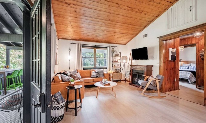 Hedgesville Cabin | Riverfront Cabin with an Outdoor Living Experience