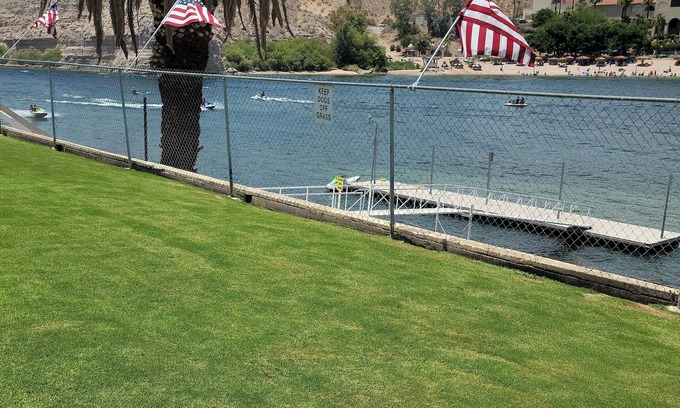 Laughlin House | Riverfront Oasis! Sleeps 9