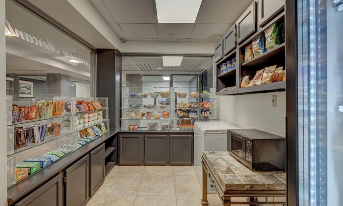 Casper Hotel | Riverside Hotel