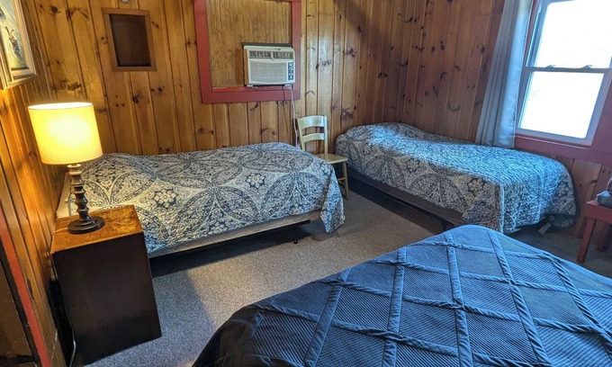 Park Rapids Cabin | Riverside Point Resort #8 | 2 Bed, 1 Bath
