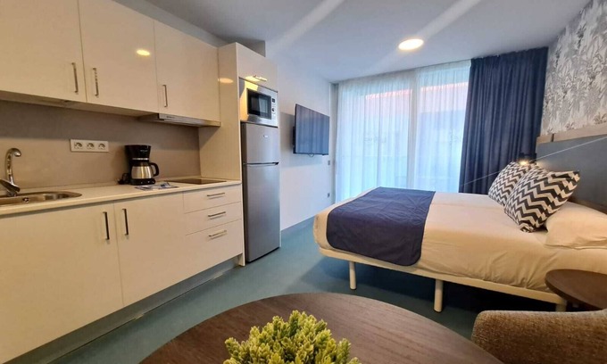 Las Palmas de Gran Canaria Apartment | RK Farallón Canteras