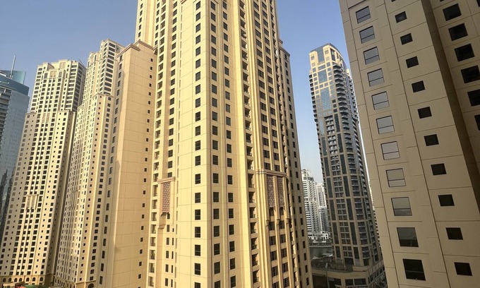 Umm Suqeim 1 Apartment | Robin Beach Hostel JBR