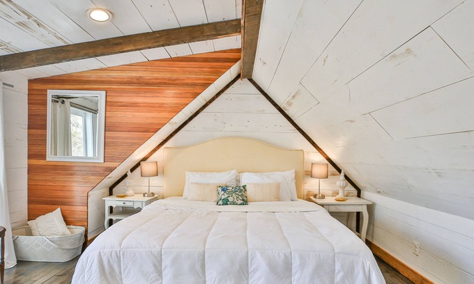 Leesburg House | Robins Nest Cottage - Quick Drive to Downtown Leesburg